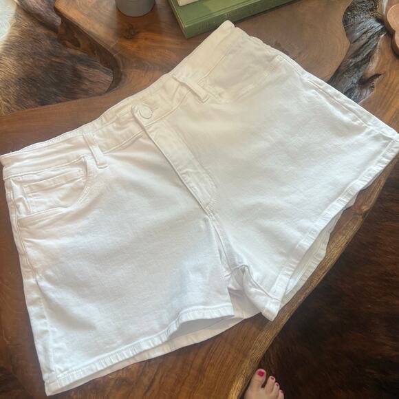 Kut From the Kloth High Rise Denim Shorts White size 12 - Picture 2 of 8